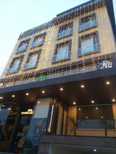 Bed & Breakfast Hotel Radiance Courtyard