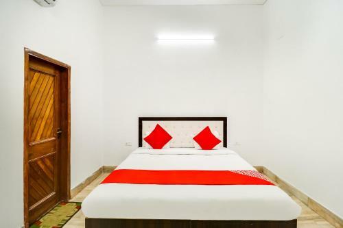Oyo 65521 Hotel Prashansha Palace