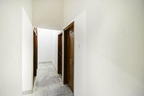 Oyo 65521 Hotel Prashansha Palace