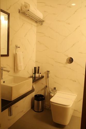 Park Iris Hotels, Governerpet