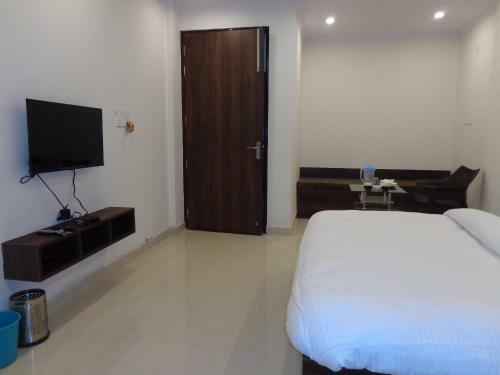 Hotel Rukmani Inn