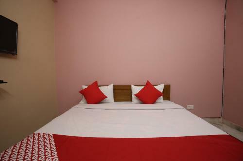 Hotel Oyo 30385 Attrap Inn