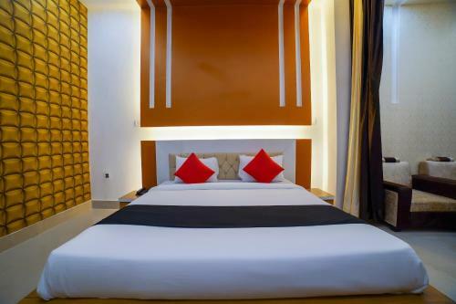 Capital O 63319 Hotel Corinthian