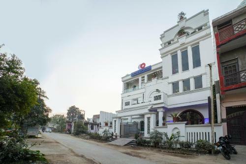 Capital O 63319 Hotel Corinthian