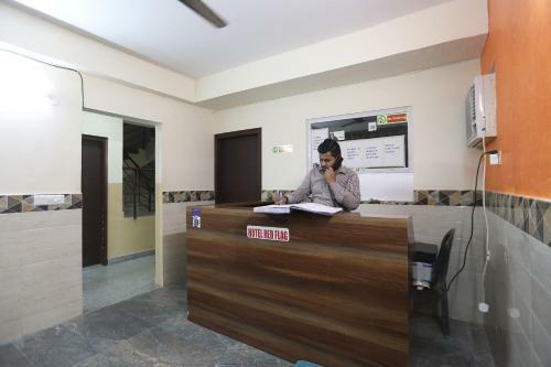 Oyo 37345 Hotel Saffron Living