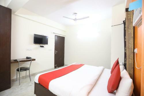 Oyo 37345 Hotel Saffron Living