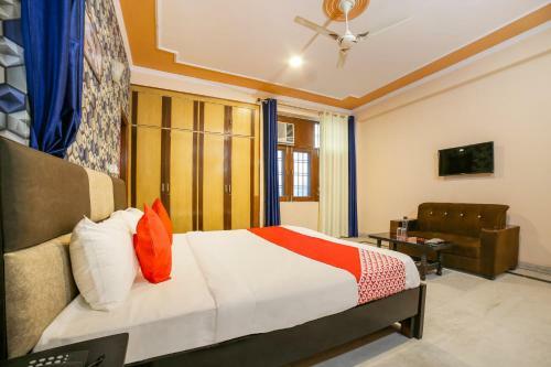Hotel Oyo 42702 The Essence Inn