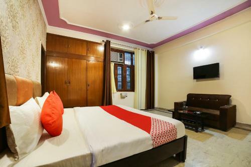 Hotel Oyo 42702 The Essence Inn