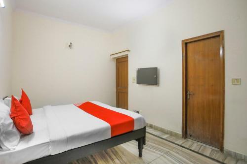 Hotel Oyo 69824 N G Palace