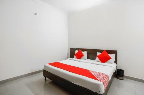 Hotel Oyo 71053 Av Residency