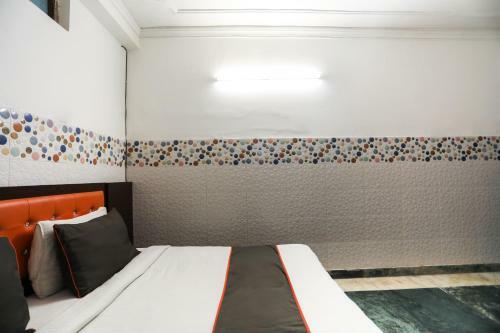 Collection O 50240 Hotel Balram