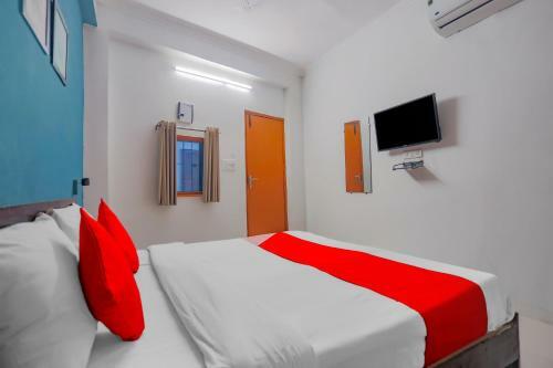 Oyo Flagship 77717 New Hotel Royal King 3
