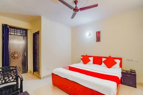 Hotel Oyo 79086 Pragya Comfortable Stays