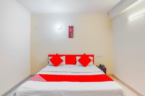 Hotel Oyo 79086 Pragya Comfortable Stays