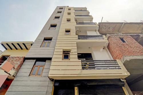 Oyo 79997 Flagship Hotel Admire Homes