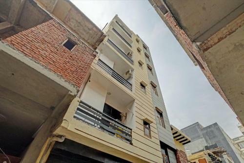 Oyo 79997 Flagship Hotel Admire Homes