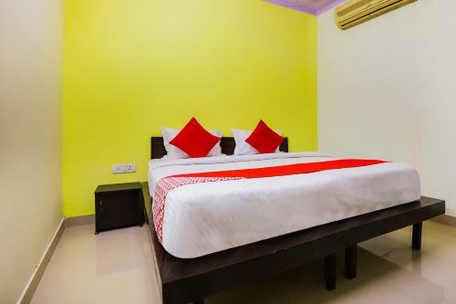 Hotel Oyo 37728 Raghav Residency