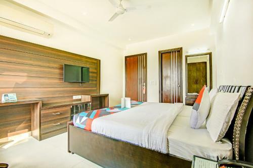Hotel Fabexpress Hemkunt Residency Noida