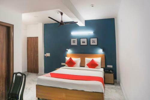 Hotel Oyo 70483 Silver Grand
