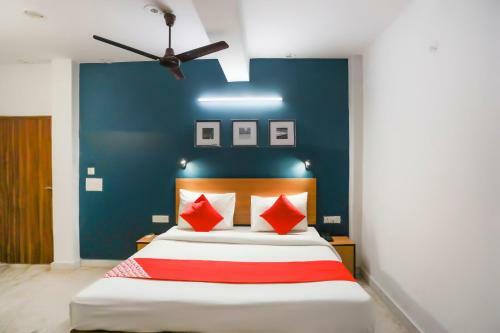 Hotel Oyo 70483 Silver Grand