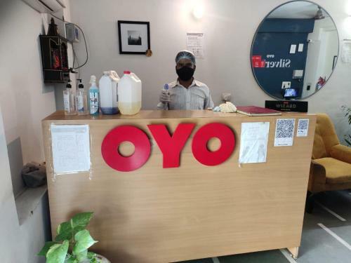 Hotel Oyo 70483 Silver Grand
