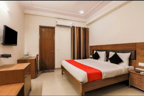 Casa Meera Hotel