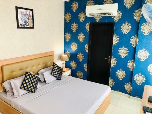 Hotel Casablanca Suites