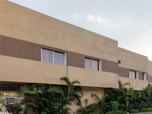 Hotel Oyo 77872 Boomrooms3