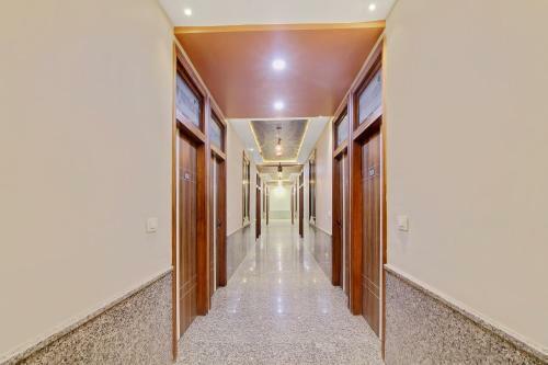 Hotel Oyo 77872 Boomrooms3