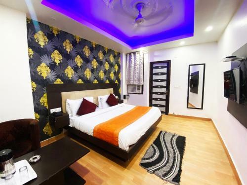 Hotel Noida Saffron