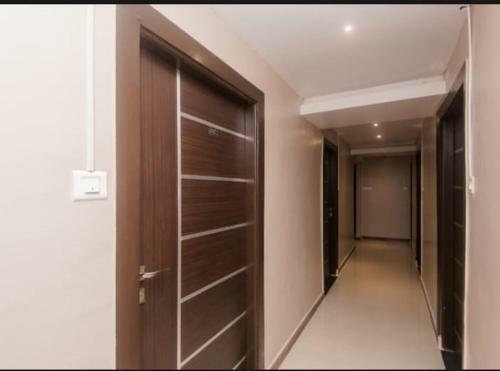 Hotel Platinum Inn