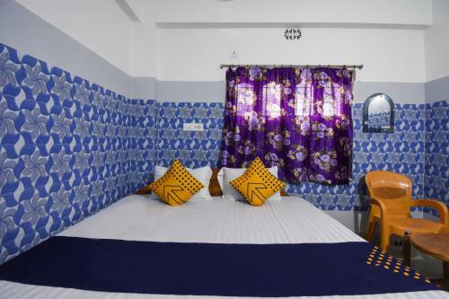 Oyo 75125 Hotel Pari