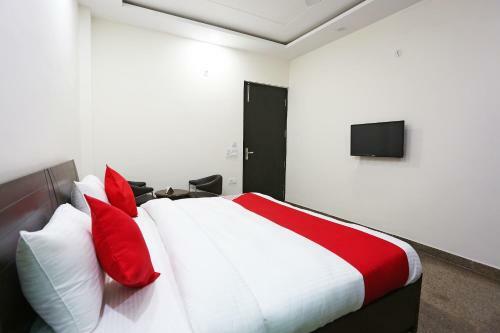 Oyo 48721 The Starling Hotel