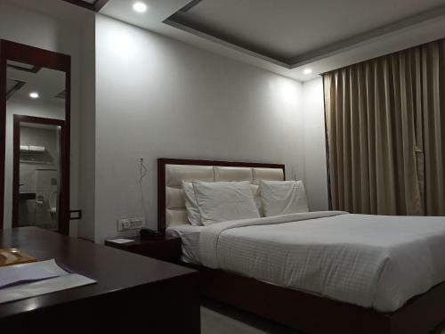 Hotel Autumn Crocus - A Boutique Hotel