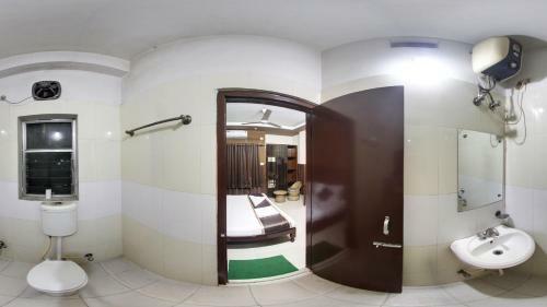Hotel Om Shree Residency