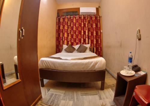 Hotel Om Shree Cottage