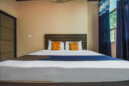 Spot On 65851 Hotel Hi Tech