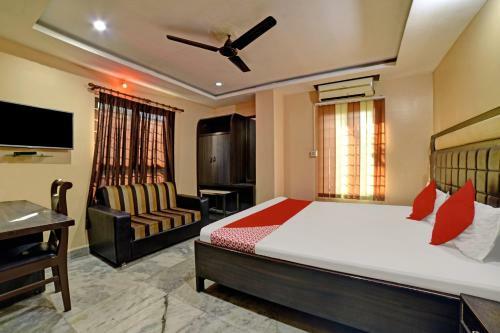 Oyo 4841 Hotel Abhishek Regency