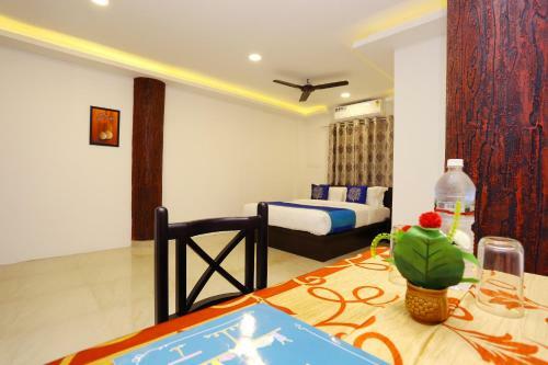 Oyo 9620 Hotel Emza Residency