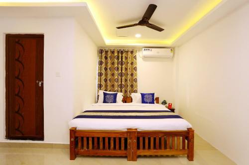 Oyo 9620 Hotel Emza Residency