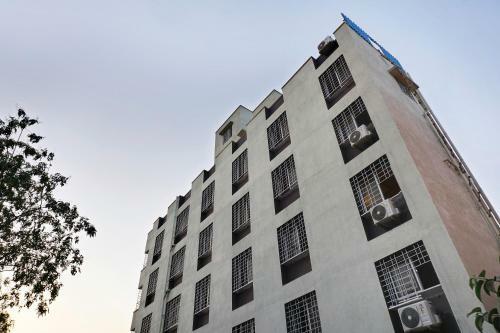 Hotel Oyo 27667 Sai Inn