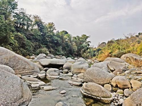 Hotel Dev Bhoomi Farms & Cottages