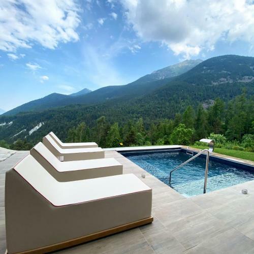 Hotel Mont Avic Resort