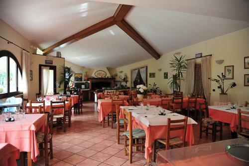 Hostal Affittacamere B&B Trattoria Della Posta