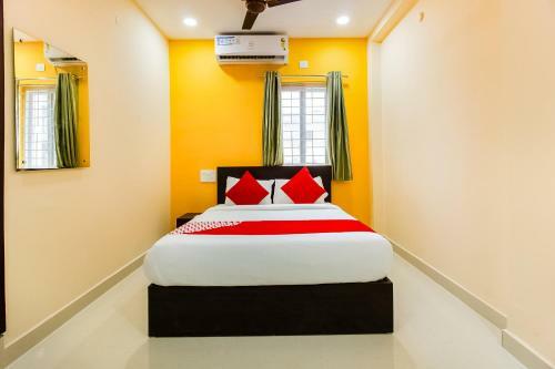 Hotel Oyo 40125 Sri Rama Empire