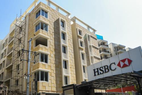 Hotel Silverkey Executive Stays 40736 Divine Babylon 2