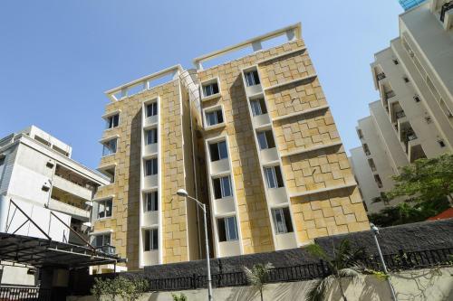 Hotel Silverkey Executive Stays 40736 Divine Babylon 2