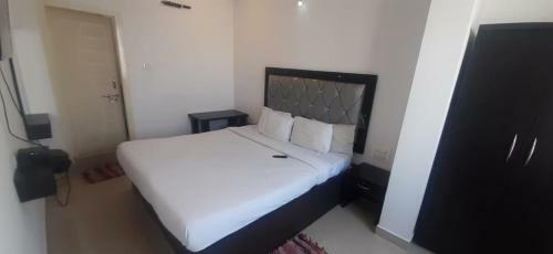 Hotel Pph Living S Grand