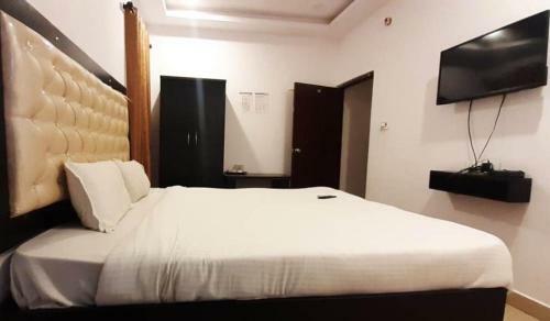 Hotel Pph Living S Grand