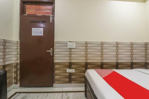 Oyo 64662 Hotel Baba Residency